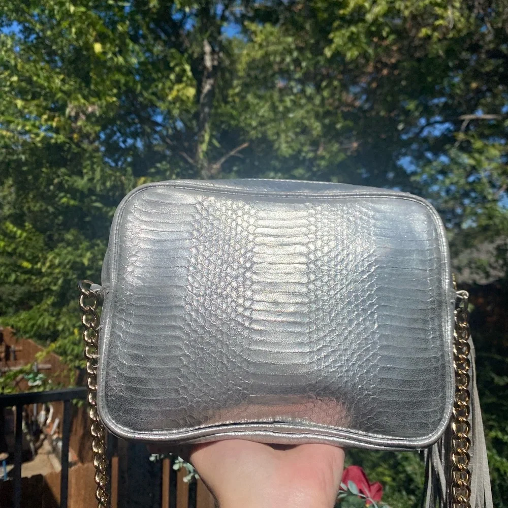 Victoria's Secret Metallic Silver Crossbody Bag - Picture 2 of 5